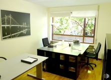 Office for rent at Calle Nuñez Morgado, 6, Chamartín, Madrid, 28036 with chair, window, desk, picture frame, table, property, furniture, building, fixture and interior design around