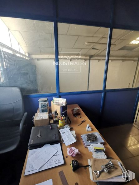 Industrial for sale at Polígono Industrial Miralrío, Velilla de San Antonio, Madrid, 28891 with table top, table, automotive design, interior design, building, flooring, desk, engineering, space and shade around