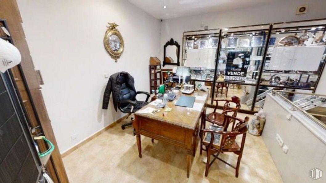 Local en venta en Avenida Reina Victoria, Chamberí, Madrid, 28003 con silla, reloj, mesa, marco, propiedad, edificio, madera, diseño de interiores, casa y sofá alrededor