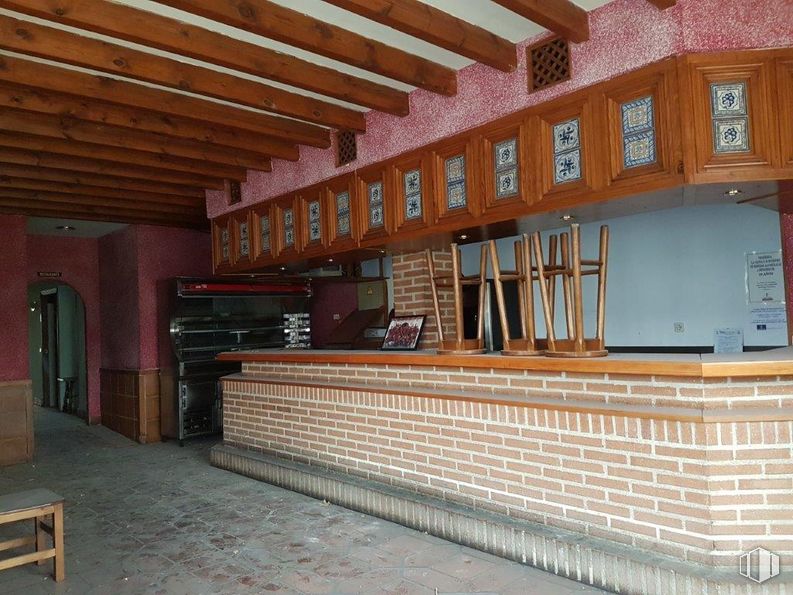 Local en alquiler en Calle Jacinto Benavente, 8, Azuqueca de Henares, Guadalajara, 19200 con mueble, madera, diseño de interiores, albañilería, suelo, tinte para madera, piso, bienes raíces, ladrillo y madera alrededor