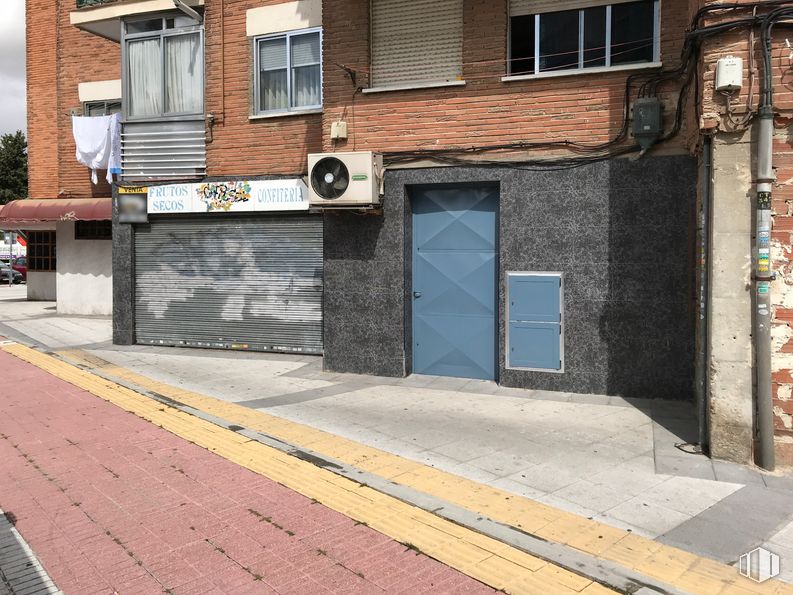 Local en venta en Calle Agustina de Aragón, Móstoles, Madrid, 28938 con ventana, puerta, madera, superficie de la carretera, albañilería, edificio, asfalto, ladrillo, pared y carretera alrededor