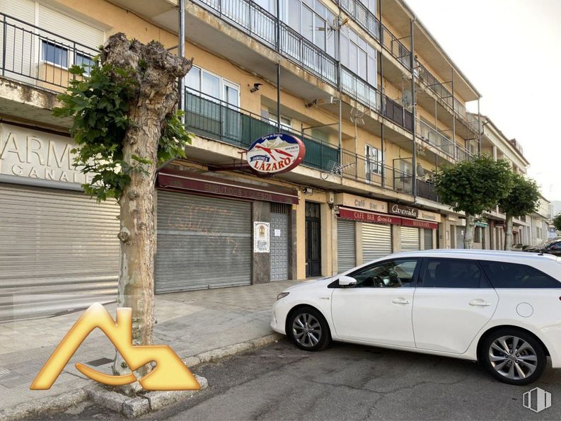 Local en alquiler en Avenida Vaca Osma, 7, El Barco de Ávila, Ávila, 05600 con coche, neumático, rueda, modo de transporte, ventana, vehículo de motor, exterior del automóvil, luz de estacionamiento, iluminación del automóvil y coche familiar alrededor