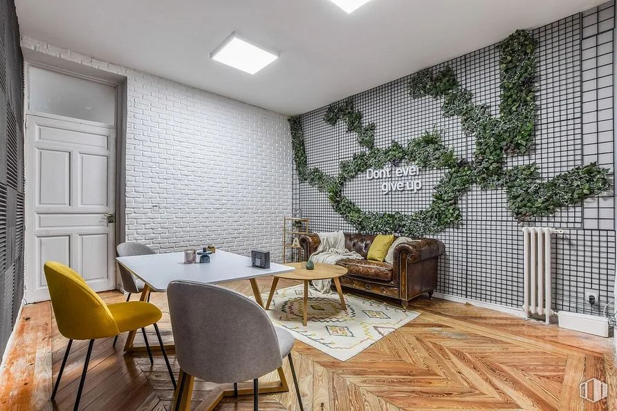 Oficina en alquiler en Calle Alfonso XII, 8, Retiro, Madrid, 28014 con silla, sofá, mesa, mueble, madera, interiorismo, planta, sombra, planta de interior y suelo alrededor