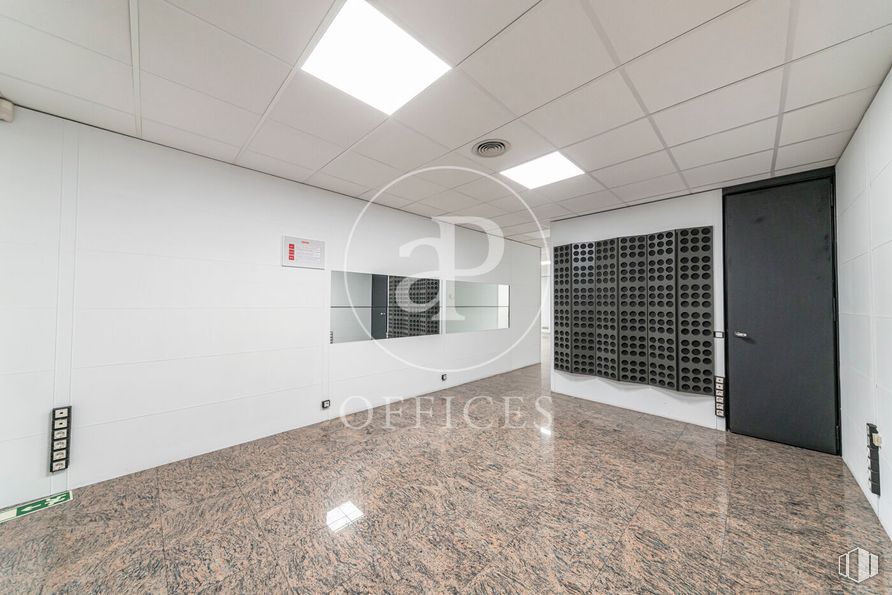 Oficina en venta en Calle Orense, Tetuán, Madrid, 28020 con puerta, lámpara, alumbrado, edificio, suelos, suelo, madera, hall, accesorio y techo alrededor