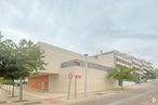 Retail for sale & for rent at Zona Tempranales, San Sebastián de los Reyes, Madrid, 28700 with building, house, cloud, sky, tree, urban design, facade, asphalt, plant and road surface around