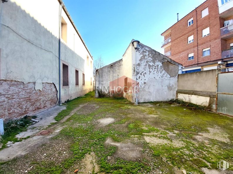 Nave en venta en Zona Centro, Arévalo, Ávila, 05200 con casa, edificio, pared, asentamiento humano, hormigón, material de construcción, iluminación natural, escayola y cemento alrededor