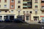 Retail for sale at Zona Goya, Salamanca, Madrid, 28009 with car, bench, window, automotive exterior, neighbourhood, apartment, automotive parking light, condominium, family car and parking around