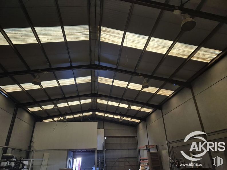 Industrial for sale at Carretera Toledo, Villaseca de la Sagra, Toledo, 45292 with light, field house, beam, line, window, tints and shades, roof, city, building and symmetry around