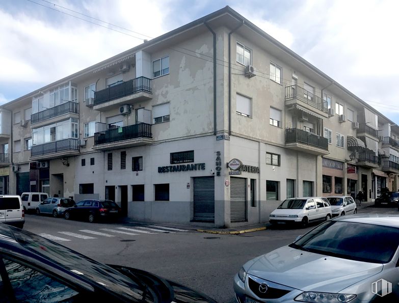 Local en venta en Calle Mejorada, 2, Velilla de San Antonio, Madrid, 28891 con coche, edificio, luz de estacionamiento automotriz, nube, vehículo, vehículo terrestre, cielo, rueda, neumático y ventana alrededor