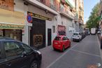 Retail for sale at Calle Sierra Palomeras, Villa de Vallecas, Madrid, 28031 with wheel, car, window, automotive parking light, tire, land vehicle, vehicle, building, plant and vehicle registration plate around