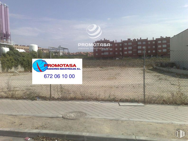 Industrial for rent at Zona industrial, Rivas-Vaciamadrid, Madrid, 28529 with advertising around