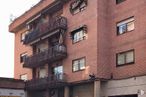 Retail for rent at Plaza Zafiro, Navalcarnero, Madrid, 28600 with building, window, sky, urban design, residential area, condominium, wood, commercial building, facade and city around