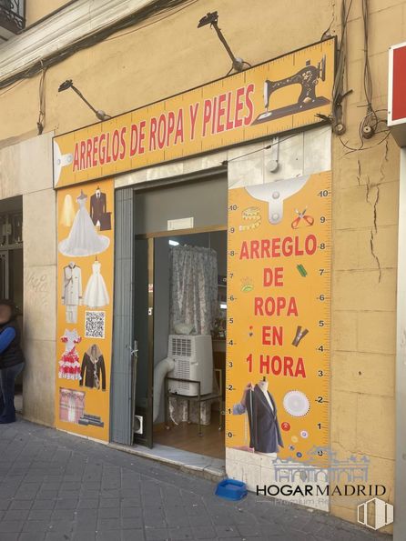 Retail for sale at Calle Guzmán Bueno, Chamberí, Madrid, 28015 with fixture, building, font, facade, door, advertising, retail, street, window and chair around