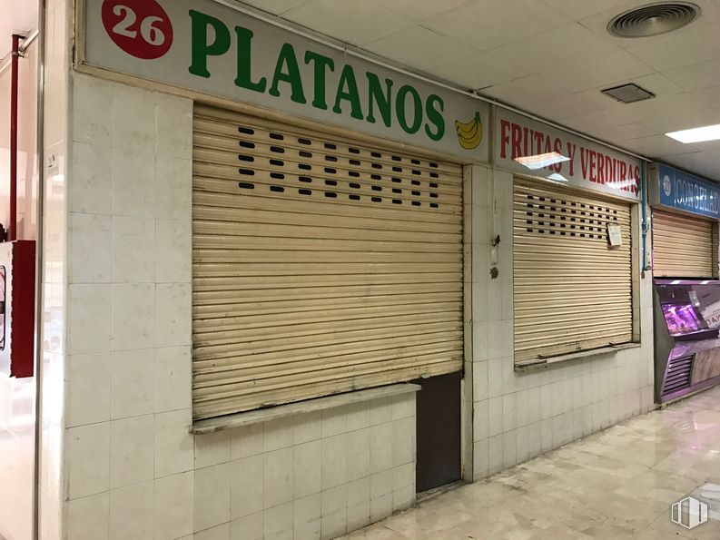 Local en venta en Calle Toledo, 39, Getafe, Madrid, 28901 con persiana de la ventana, accesorio, fuente, fachada, material compuesto, edificio, tintes y matices, señalización, ladrillo y suelo alrededor