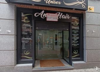 Local en alquiler en Zona Centro, Torrejón de Ardoz, Madrid, 28850 con edificio, ventana, accesorio, puerta, ladrillo, fuente, albañilería, fachada, casa y madera alrededor