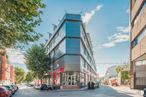 Office for sale at Avenida Leopoldo Calvo - Sotelo Bustelo, 10, Pozuelo de Alarcón, Madrid, 28224 with building, car, sky, daytime, property, cloud, plant, tree, road surface and wheel around