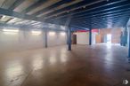 Industrial for sale at Calle Azuela, Collado Villalba, Madrid, 28400 with flooring, floor, ceiling, composite material, concrete, hall, building material, daylighting, design and wood stain around