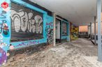 Retail for sale at Plaza Santa Eurelia, Ciudad Lineal, Madrid, 28017 with wall, visual arts, graffiti, concrete, brick, paint, brickwork, street art, mural and building material around