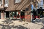 Retail for sale at Calle Velázquez, Chamartín, Madrid, 28006 with building, window, door, road surface, wood, urban design, wall, neighbourhood, sidewalk and city around