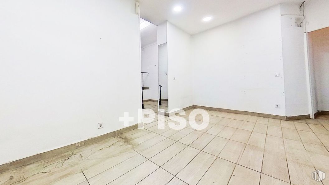 Local en venta en Lista, Salamanca, Madrid, 28006 con edificio, madera, accesorio, suelo de baldosas, suelo, suelos, pared, madera dura, suelo laminado y techo alrededor