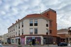 Retail for sale at Calle Misericordia, Arganda del Rey, Madrid, 28500 with car, building, sky, cloud, window, infrastructure, vehicle, architecture, neighbourhood and residential area around