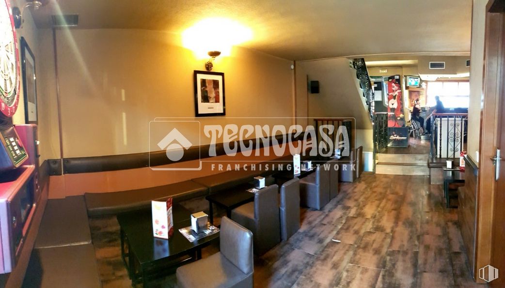 Local en venta en Barrio del Arroyo / La Fuente, Fuenlabrada, Madrid, 28944 con silla, alumbrado, marco, propiedad, edificio, diseño de interiores, piso, madera, suelo y techo alrededor