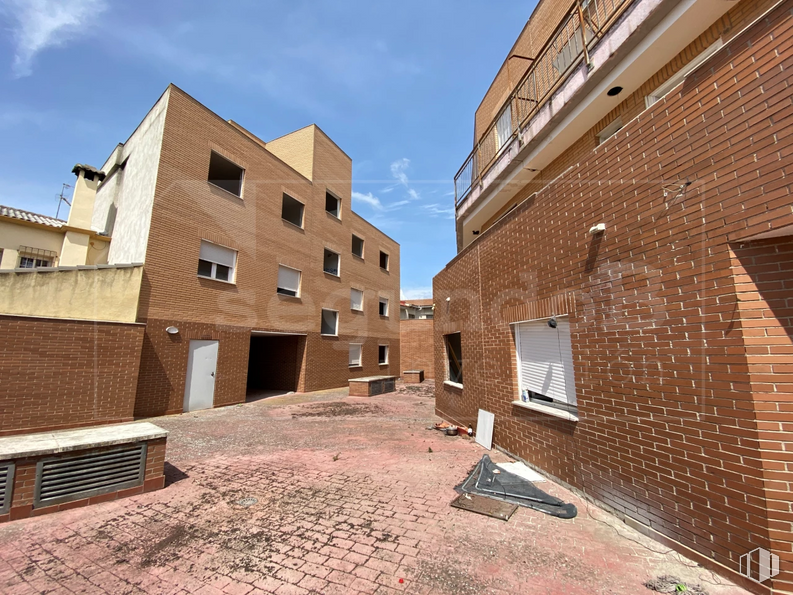 Land for sale at Calle Capitán Bermejo, 46, La Mata, Toledo, 45534 with window, house, cloud, sky, daytime, building, urban design, brick, brickwork and neighbourhood around