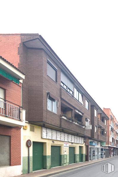 Retail for rent at Calle Arroyada, 10, Sonseca, Toledo, 45100 with window, building, sky, urban design, wood, commercial building, residential area, facade, real estate and city around