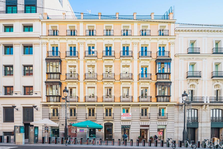 Oficina en alquiler en Calle Alcalá, 4, Centro, Madrid, 28014 con edificio, día, ventana, accesorio, diseño urbano, arquitectura, barrio, viaje, zona residencial y ciudad alrededor