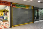 Retail for sale at  Centro Comercial La Feria, Calle Marqués de Santillana, 10, Colmenar Viejo, Madrid, 28770 with packaged goods, door, fixture, building, gas, retail, facade, advertising, signage and city around