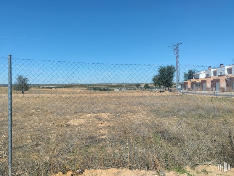 Suelo en venta en Zona carretera CM-3000, Cabezamesada, Toledo, 45890 con alambrada, alambrada, llano, lote de terreno, malla, valla, campo, suelo, vallado de viviendas y línea eléctrica aérea alrededor