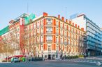 Office for rent at Calle Serrano, 110, Salamanca, Madrid, 28006 with building, sky, daytime, window, urban design, plant, condominium, neighbourhood, tower block and facade around