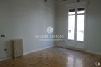 Office for rent at Calle Gran Vía, Centro, Madrid, 28013 with window, fixture, building, wood, architecture, interior design, floor, flooring, wood stain and hall around