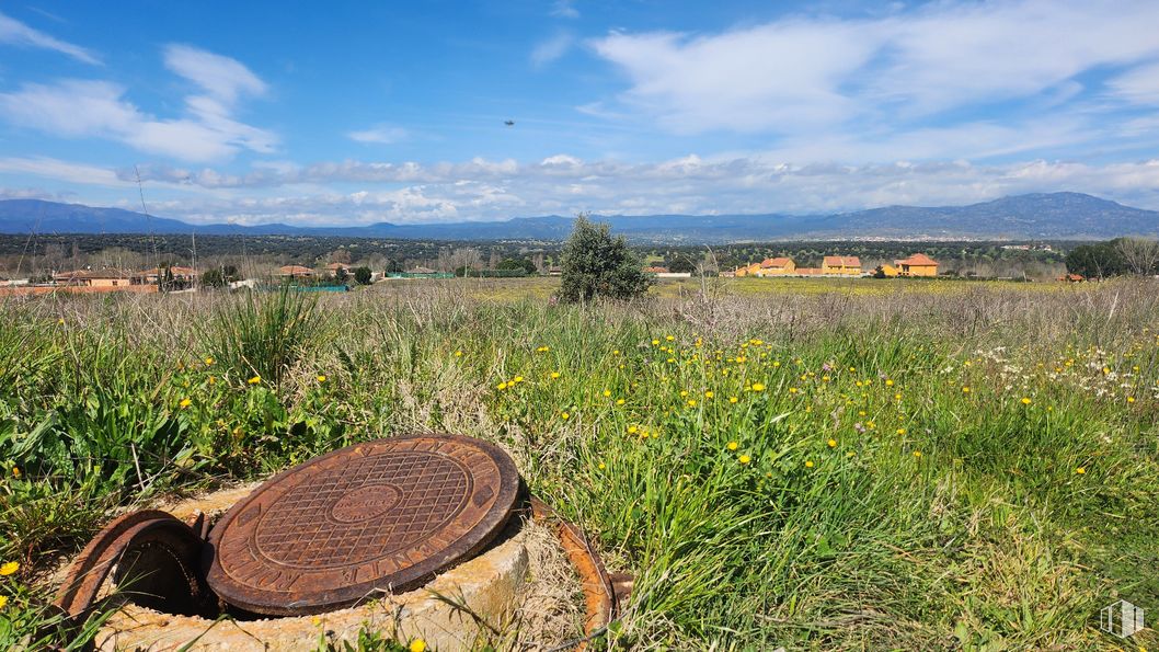 Land for sale at Zona Mirador de Fuente Romero, Hormigos, Toledo, 45919 with cloud, sky, plant, plant community, natural landscape, land lot, grass, biome, agriculture and grassland around