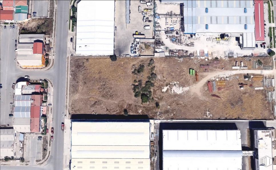 Land for sale at Polígono Industrial de Hontoria, Segovia, 40195 with building, infrastructure, window, neighbourhood, land lot, urban design, residential area, wall, landscape and real estate around