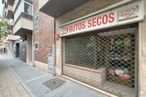 Retail for rent at Paseo Estación, Ávila, 05001 with building, facade, brick, road surface, asphalt, font, brickwork, sidewalk, window and city around