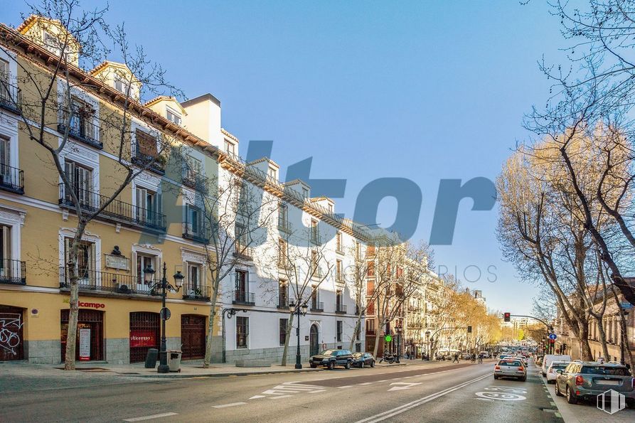 Local en venta en Calle Atocha, Centro, Madrid, 28012 con coche, edificio, cielo, día, ventana, infraestructura, superficie de carretera, árbol, rueda y diseño urbano alrededor