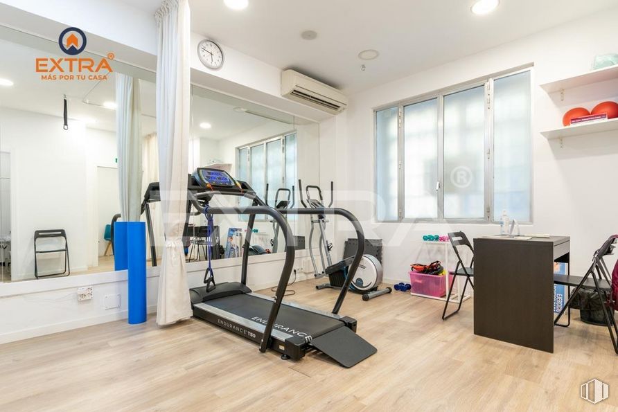 Retail for sale at Avenida General Perón, Tetuán, Madrid, 28020 with treadmill, window, building, bicycle, interior design, exercise machine, floor, house, flooring and gym around