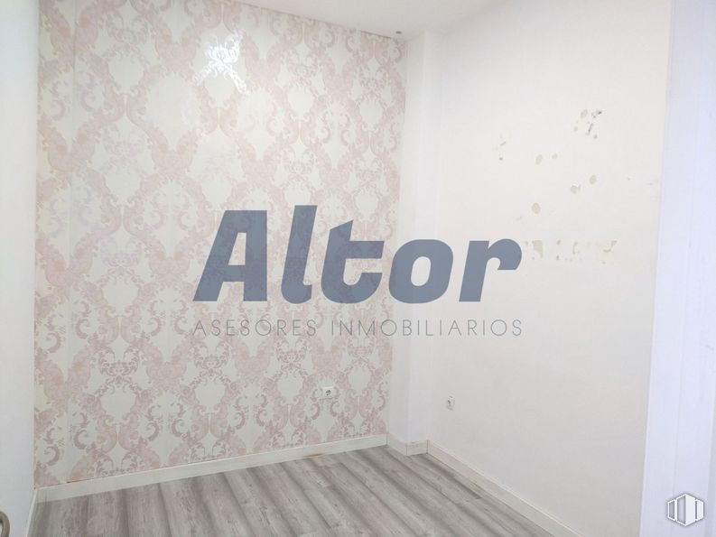 Local en alquiler y venta en Calle Gaztambide, Chamberí, Madrid, 28015 con madera, suelos, suelo, fuente, edificio, madera dura, rectángulo, techo, material compuesto y accesorio alrededor