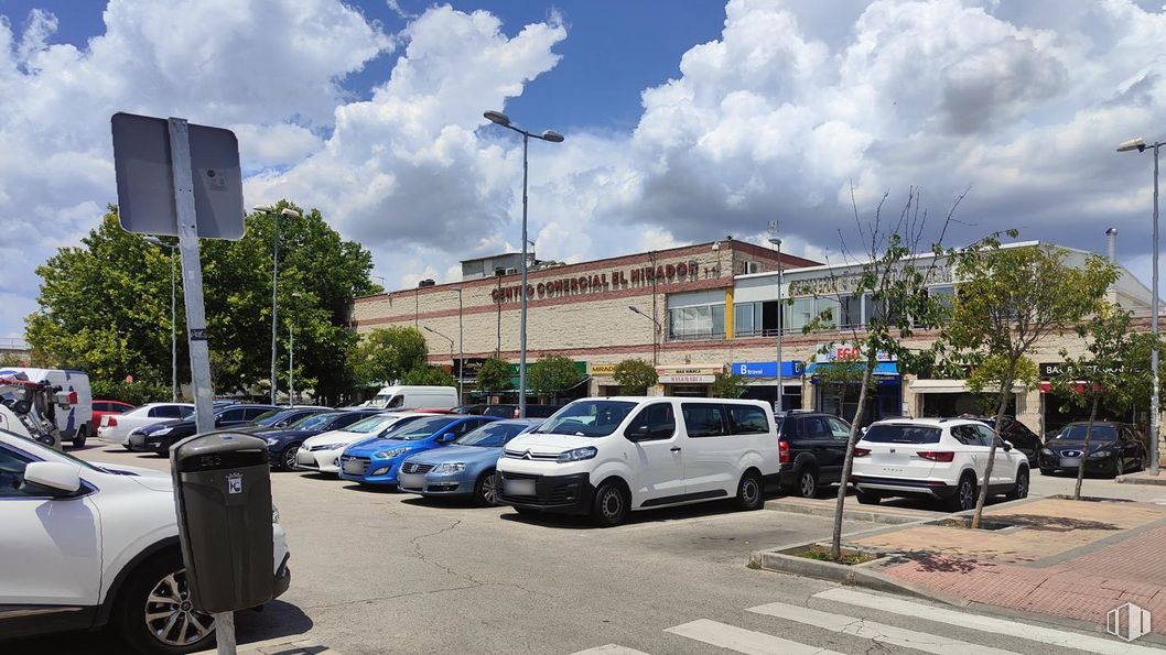 Local en venta en Calle Molino Viento, Colmenar Viejo, Madrid, 28770 con rueda, coche, camioneta, nube, luz de estacionamiento, vehículo terrestre, neumático, cielo, vehículo y vehículo de motor alrededor