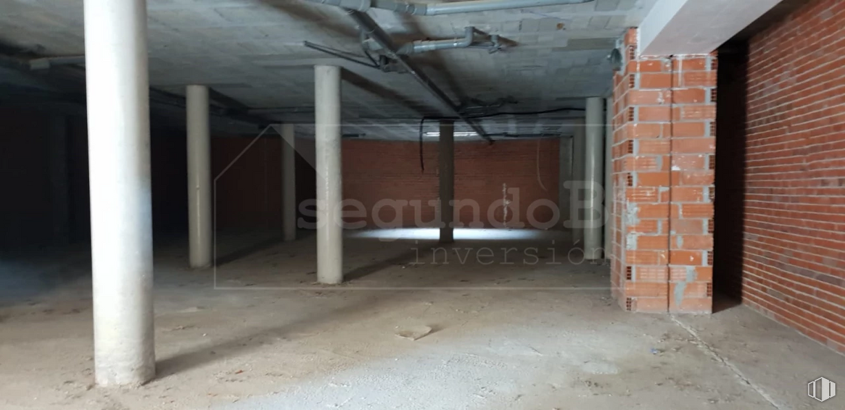 Local en venta en Zona Centro, Quintanar de la Orden, Toledo, 45800 con ventilador de techo, accesorio, suelos, suelo, hall, material compuesto, material de construcción, gas, hormigón y madera alrededor