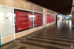 Retail for sale & for rent at Edificio Eurocis, Calle Castelló, 115, Salamanca, Madrid, 28006 with wall, flooring, fixture, composite material, facade, advertising, city, metro station, event and signage around