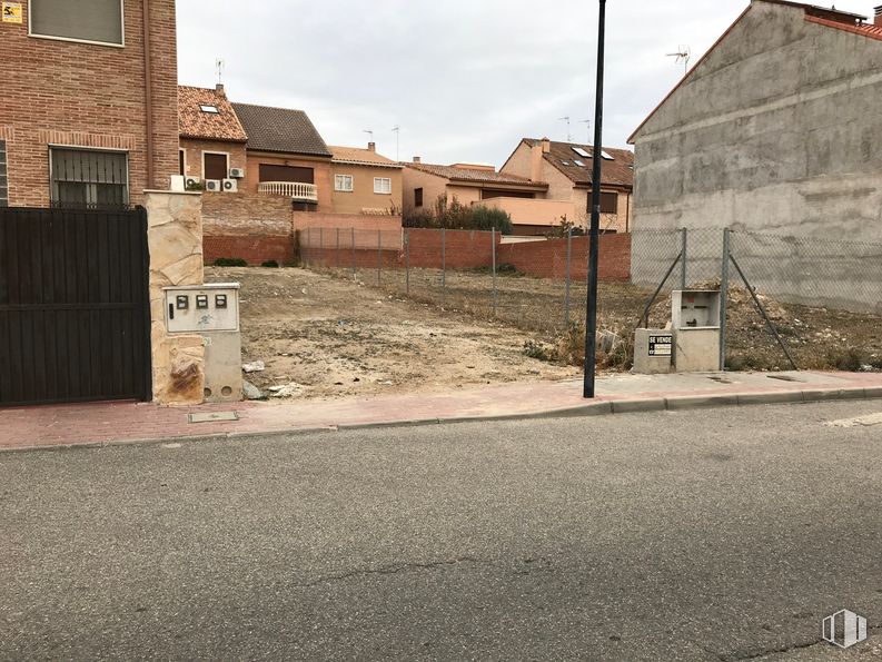 Suelo en venta en Calle Archipiélago Cabrera, 14, Ciempozuelos, Madrid, 28350 con casa, ventana, cielo, edificio, superficie de carretera, nube, lote de tierra, asfalto, barrio y área residencial alrededor