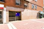 Retail for sale & for rent at Calle Lope de Vega, 47, Getafe, Madrid, 28904 with window, building, road surface, wood, brick, brickwork, wall, shade, urban design and sidewalk around