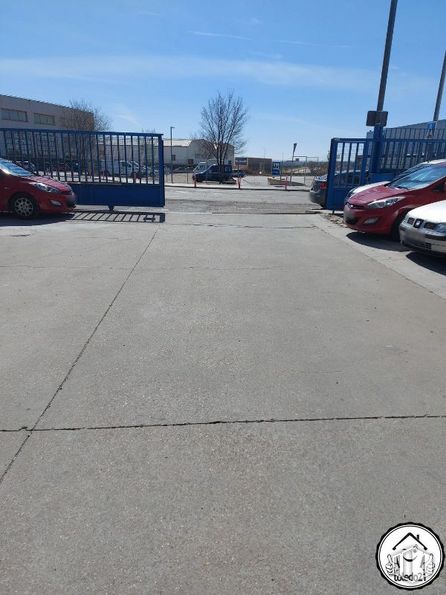 Industrial for sale at Camino Ciempozuelos, Seseña, Toledo, 45224 with car, automotive parking light, sky, wheel, tire, property, cloud, vehicle, automotive tire and road surface around