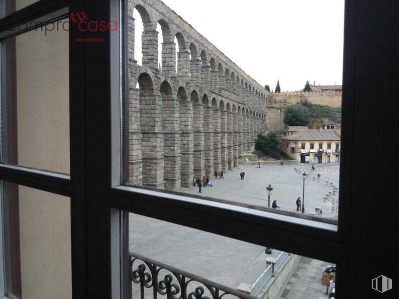 Oficina en alquiler en Zona Padre Claret, Segovia, 40001 con cielo, edificio, arquitectura, diseño urbano, ventana, fachada, ciudad, condominio, uso mixto y bloque de pisos alrededor