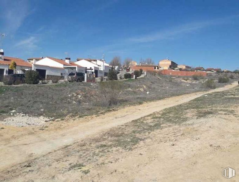 Suelo en venta en Calle Jarama, Ontígola, Toledo, 45340 con casa, cielo, nube, edificio, terreno, asfalto, superficie de la carretera, pendiente, paisaje y horizonte alrededor