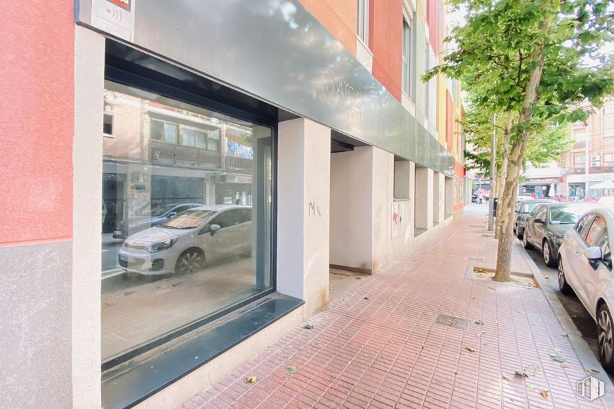 Local en alquiler en Zona Centro Móstoles, Móstoles, Madrid, 28931 con coche, rueda, neumático, vehículo terrestre, edificio, ventana, vehículo, barrio, casa y diseño urbano alrededor