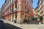 Retail for rent at Calle Cruz, 6, Centro, Madrid, 28012 with building, person, property, window, sky, infrastructure, urban design, road surface, neighbourhood and car around