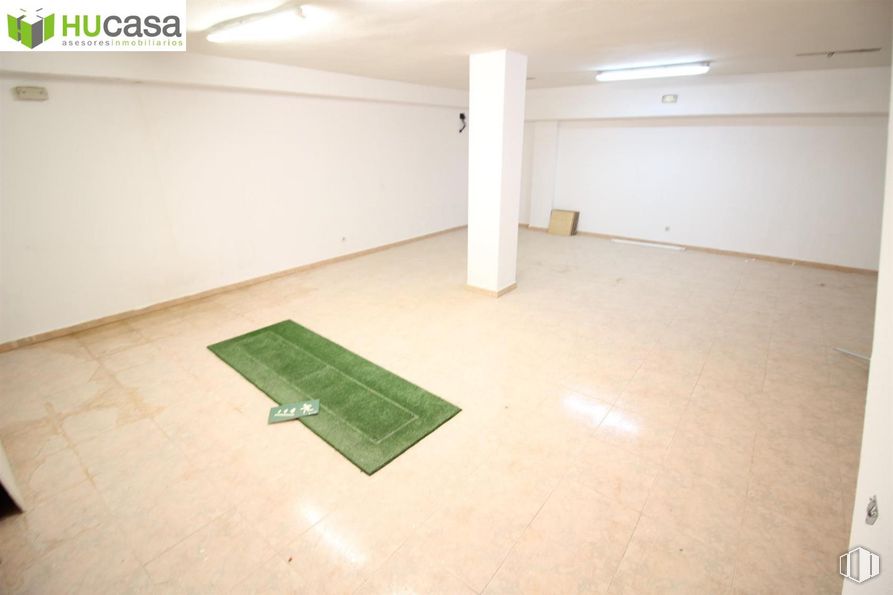 Retail for rent at Zona centro, Toledo, 45006 with flooring, floor, ceiling, tile flooring, hall, tile, design, cleanliness, wood flooring and basement around